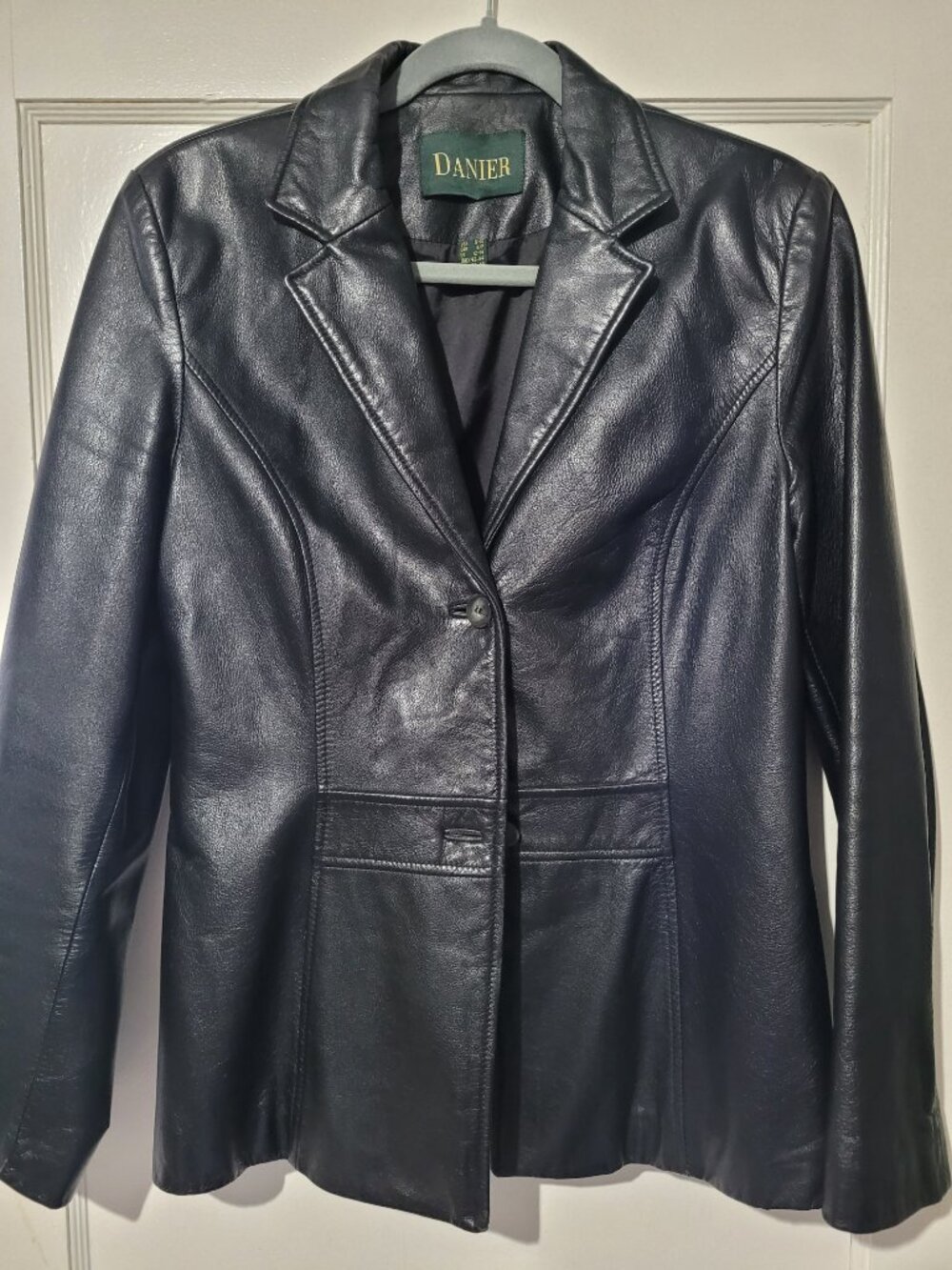 Daniel leather women's jacket/blazer, SZ S/P